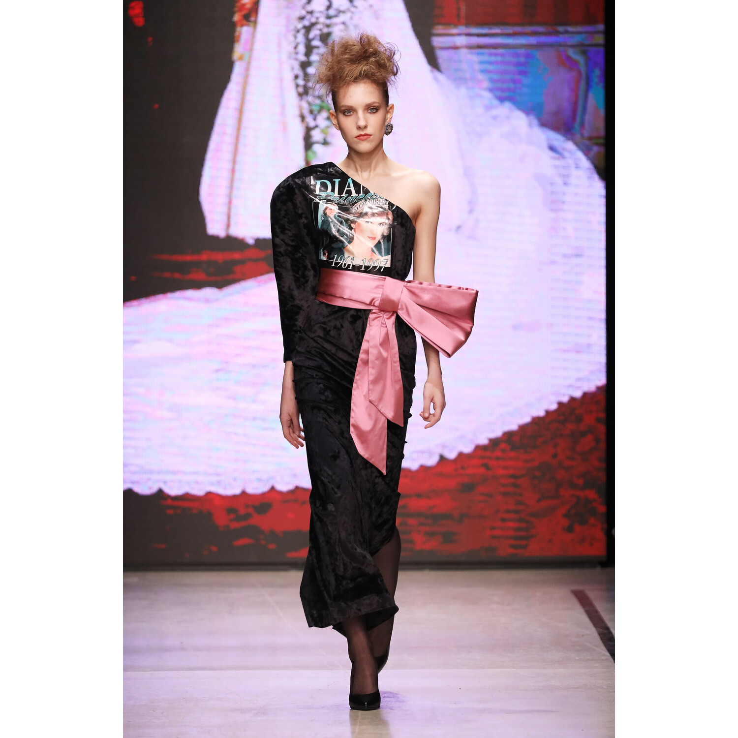 Фото Product of Imitation Fall 2019 Ready-to-Wear / Product of Imitation осень-зима 2019 / Неделя моды: Москва